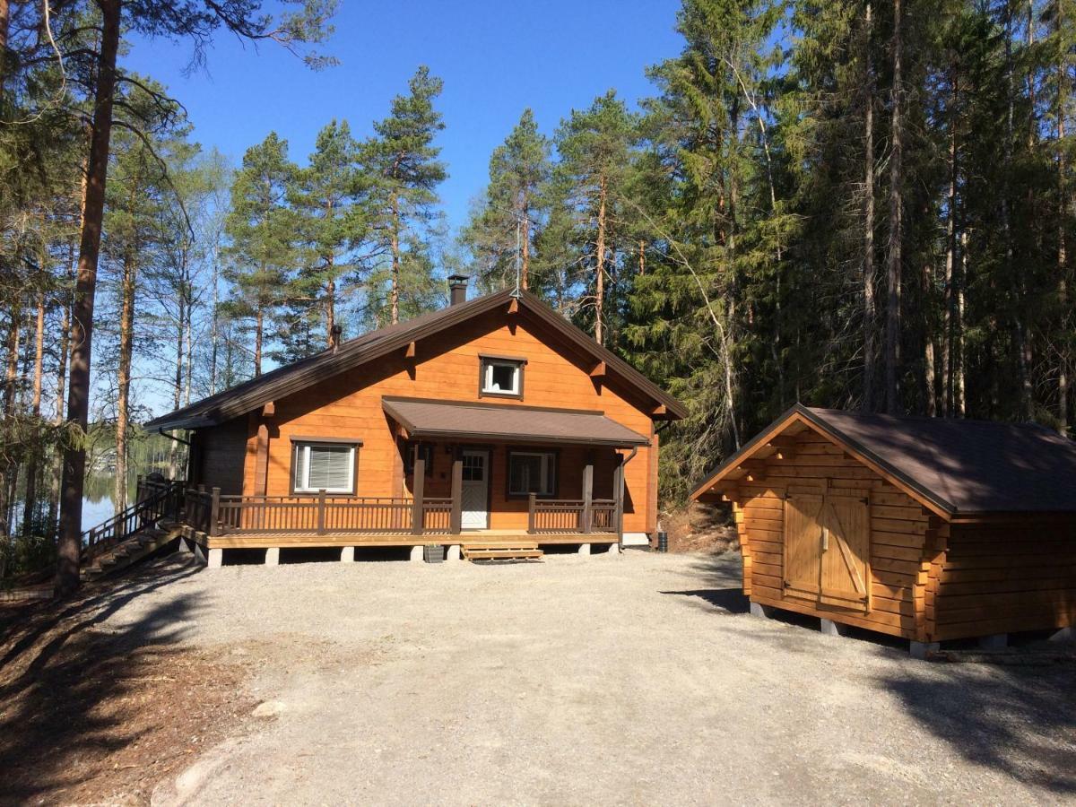 Villa Hyvoelaen Moekit Ähtäri Exterior foto